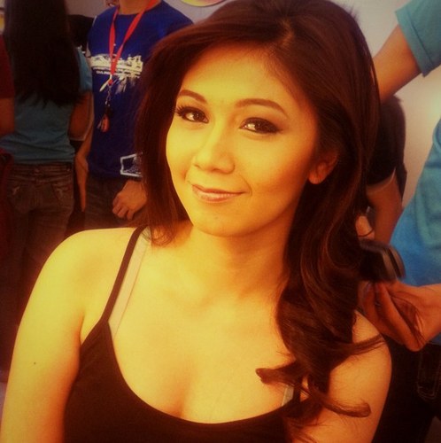Olyssa Mangabang