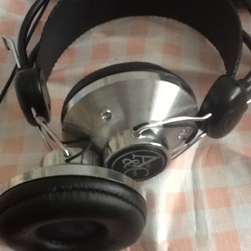 Competitiongeni's profile picture. Welcome to the Competition Genie. A one stop twitter to find all the latest competitions. Why trawl twitter when you can just come straight here!