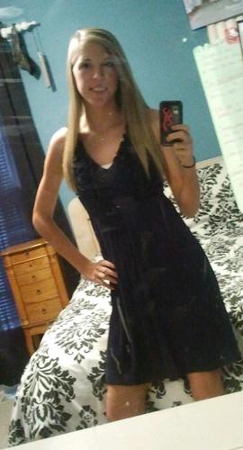 caseyyy138's profile picture. :)