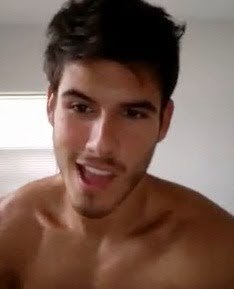 Go go boy nas horas vagas!