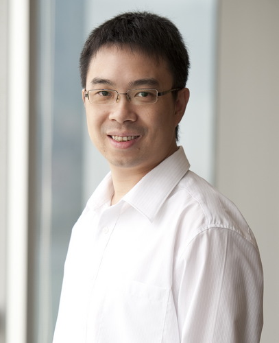 SiuPang's profile picture. 難得糊塗 
聰明難，糊塗難，由聰明而轉入糊塗更難。放一著，退一步，當下心安，非圖後來福報也。