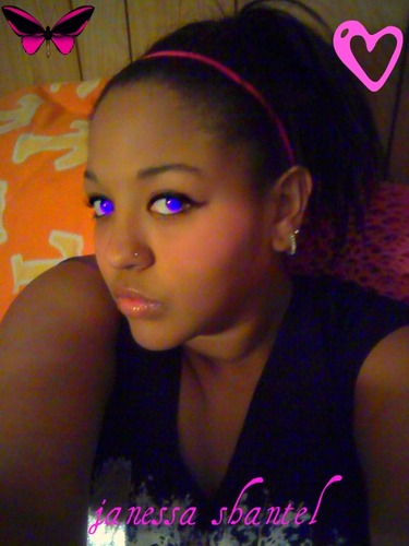 janessahamilto1's profile picture. i love to hang with friends and try new things..and i have the best bf ever:)