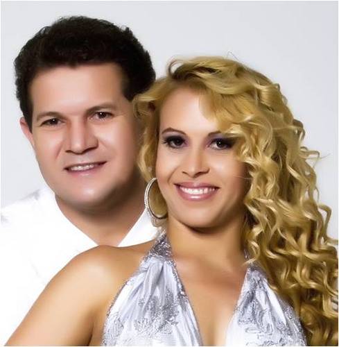 Twitter Oficial da Banda Calypso. Atualizado por Joelma e Chimbinha.