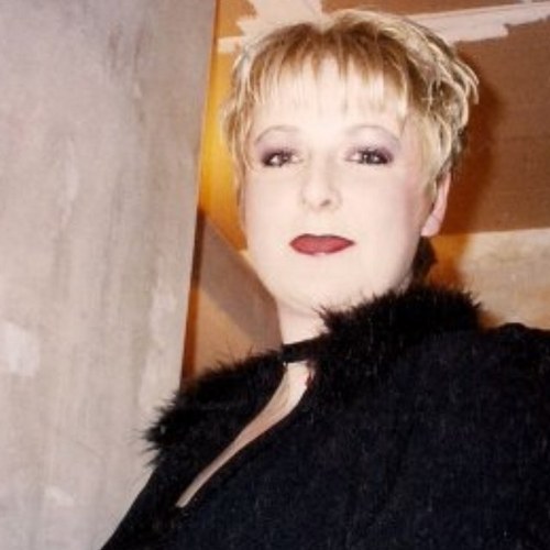 Sarjane33's profile picture. quailified midwife -tries to have a laugh! :)