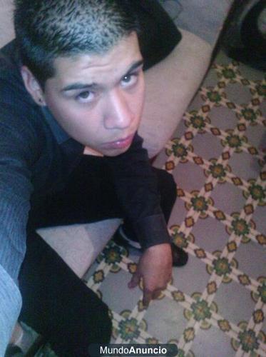 ing industrial
 Me gusta mucho salir a pasear los fines de semana con los compillas y todo el rollo soy de caracter sencillo creoo!!soy de ambiente poes!!