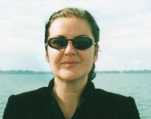 AycartElle's profile picture. 