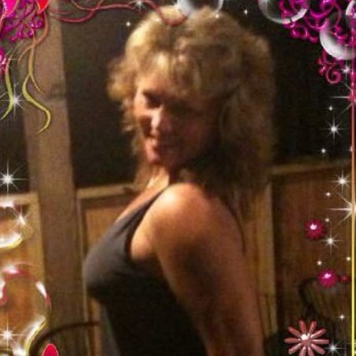 ginathompson29's profile picture. I love GOD, family, friends and my Country Music. 🎤