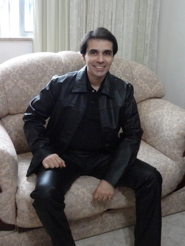 carlos_chbn's profile picture. 