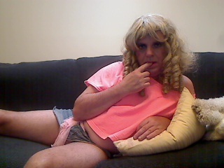 fagarella4use's profile picture. i'm a sissyboy who cant get a date.i wear pink panties everyday and i do gay phone sex to earn money for my Femdom addiction.