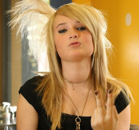 AvyMacaela's profile picture. 