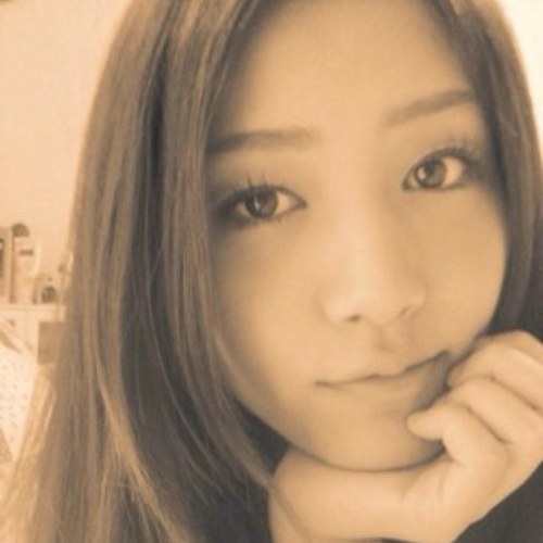 honjihitomi's profile picture. ほんじひとみです。 オイプロ.古着.墨ピアス