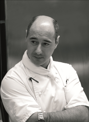Senior Chef Lecturer WKC, CRAFT GUILD OF CHEFS CHEF LECTURE OF THE YEAR 2022 Game, Sustainability. Author Venison & Feathers TGL Ambassador, Falconry, Stalkin.