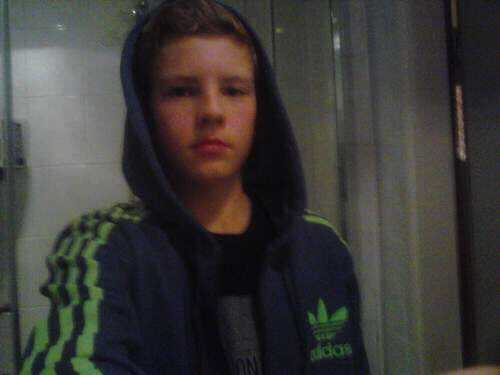 Peter Veldhuizen/14 jaar/Valleivogels c2/Rembrandt College/Whatsapp/just click on follow below here