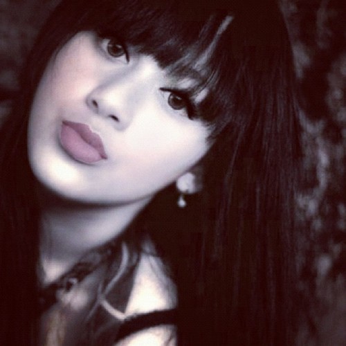 tengkunicah's profile picture. Parodi pertama kak @tengkunissa yang udah resmi (ʃ⌣ƪ)