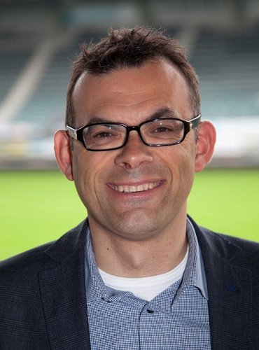 specialist personeelszaken voor MKB,  directeur LWPA, BNI-lid, voorzitter commissie gedrag RKAVV, trotse vader, hardloper