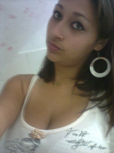 NαO soou Peerfeeitα, nem doonα dα veerdαdee.
Maaiis, soouu doonα dee miim, doonα dass miinhαs voontααdees. (LLL...¹