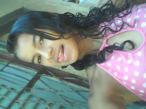 ame quem te ama,pois um dia ela pode deixar de te amar!!!