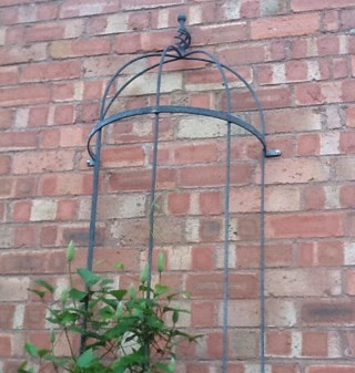 Designers & makers of elegant garden ironwork. Our range includes arches, seating and a large range of plant supports. We're very proud to be BRITISH!