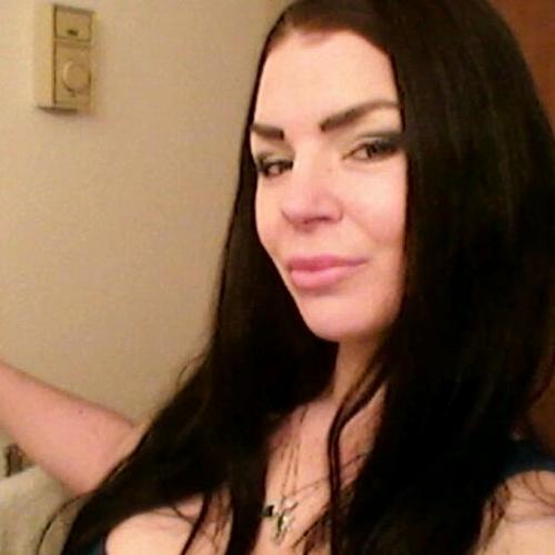 RealMeshell's profile picture. I am here for- just the giggles! 
That is all, Ty 🤪