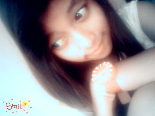 ernymoymoy's profile picture. my evoL H E R :)