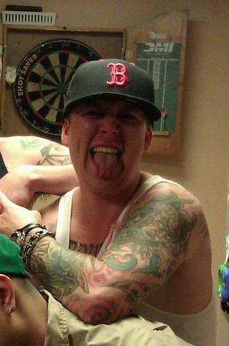 TattedWhiteBoy!LovingFather!HipHopHeadSince1978! West Lynn American! HaahhdCorePartier!
