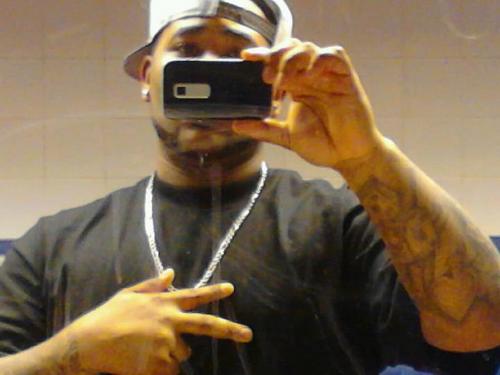 J2theAy_hussle7's profile picture. Money Making Dude|Real Laid Back|Love Women & Partying|Listening To Battles| Living Life Trying To Successful|