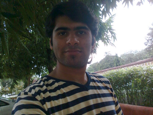 dhavalism's profile picture. like to live every moment,live life king-size,football fanatic,die-hard man utd fan,a complete foodie n a wannabe techie!!!