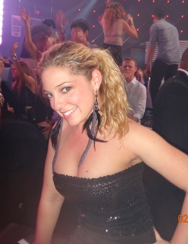 Model Marketing Cocktail Server @RevelNightlife