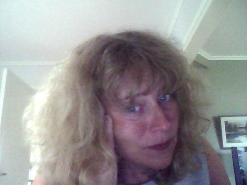 HermansroKarin's profile picture. Knasig, nyfiken, datorintresserad människa i början av mina bästa år.- Hoppas jag.