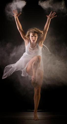 RoseyGoesGreen's profile picture. Once in beauty school, now a #Green Beauty #Blogger - bringing the green beauty awareness one safer sustainable step at a time!