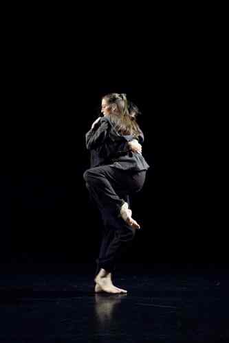 Nutshelldance's profile picture. Nutshell is a contemporary dance company run by choreographer Mari Frogner