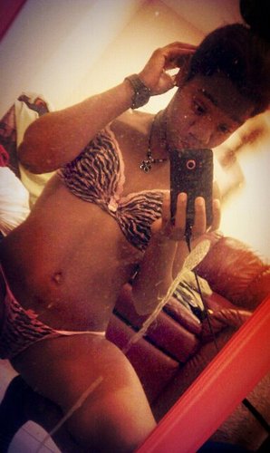 Ahaha,Yea I Like Girls,Im Cole Wit It Too ! Follow My Gf @TheKronicles_ 42912 , ya know ♡ツ♀♀