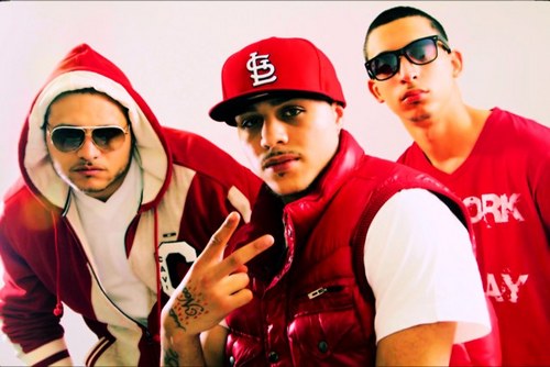 FillthyRichEnt's profile picture. @FillthyRichEnt Is A New Label/MoveMent Thats Moving Faster Then Ever @BeezoFR @YungN33ks @KennethTello Contact Us: FillthyRichEntertainment@Gmail.Com