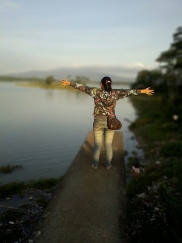 wife | youngest sister | indonesian | kuli