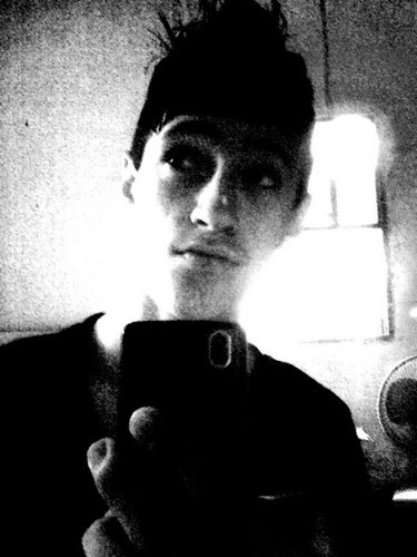 endereço: P. Sherman, 42, Wallaby Way, Sidney ! ahsuahsuahs
Msn: Murilo_weboleiros10@hotmail.com =D