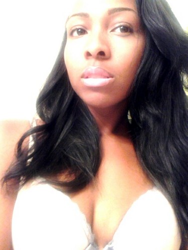 #TeamSexyMom #TeamBrooklynGirl #TeamPisces  #TeamBrownin #teamshorthairdontcare 
 I live, Love and dominate my life i just tweet real shit everyday life shit