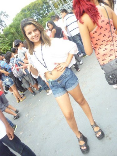 Marianadelima13's profile picture. 