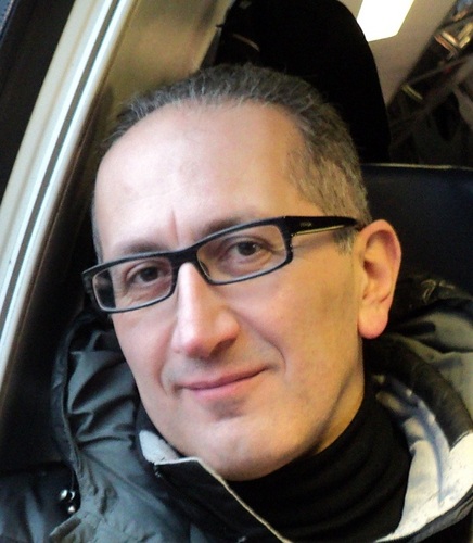 bloodydamnloser's profile picture. 