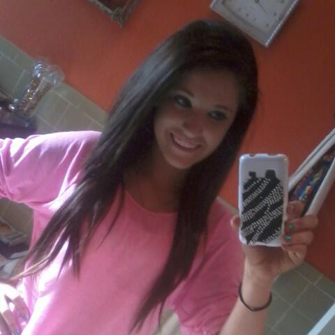 katfish98's profile picture. you look lost, follow me(: