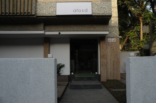 multi-label boutique called Atosa in Khar.  occupies the ground floor of a two-storeyed, residential bungalow, this one in a quiet and leafy bylane in Khar w.