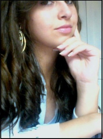 vanessaemarcos1's profile picture. 