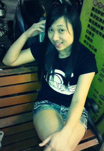 meong_memey's profile picture. is amazing. that is all.