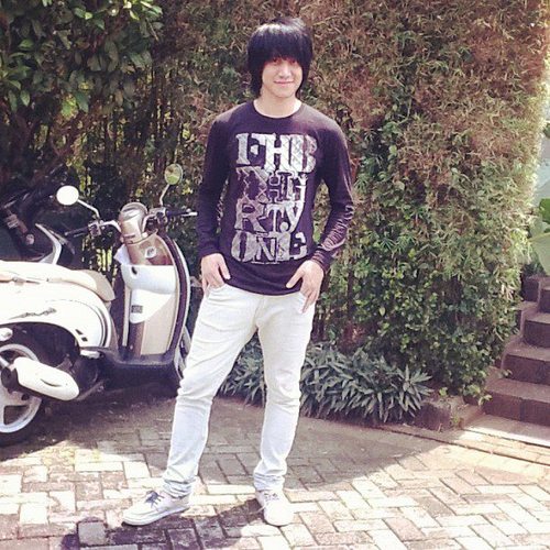 vierrastreettea's profile picture. following aku dongsss ;;) 
nama vierra street team 
Group band vierra Widi Soediro Nichlany , Kevin Aprilio,raka cyril damar,Rediansyah Satrianda Widjanarko