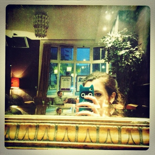 gabyh92's profile picture. I wish I could always be barefoot