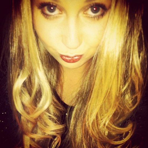 bonniemariex's profile picture. never want to grow up, never want to stop trying !