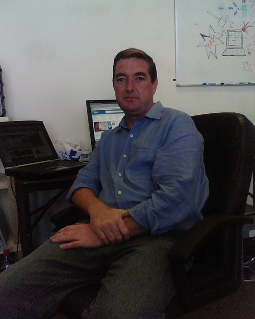 sellchocolates's profile picture. I have been DESPERATELY looking for the best software for Twitter. That link above is UNREAL!