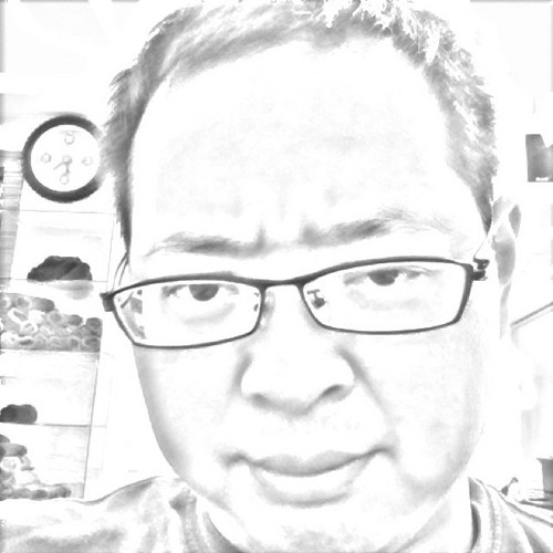 rexchenplus's profile picture. 外向的摩羯/越老越好動/騎白牌重機/煮好吃料理