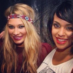 Fanpage for Emily Biggs and Sian Charlesworth, who i love too much. The mischevious two of the gorgeous girlband @parade. ♥ those girls! Both girls follow!:-)