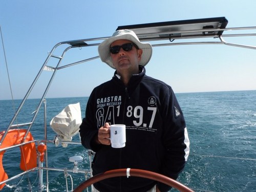 Lgonline2411's profile picture. 