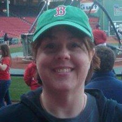 Profile Picture of Stacey Robert (@BeadLadyStace) on Twitter